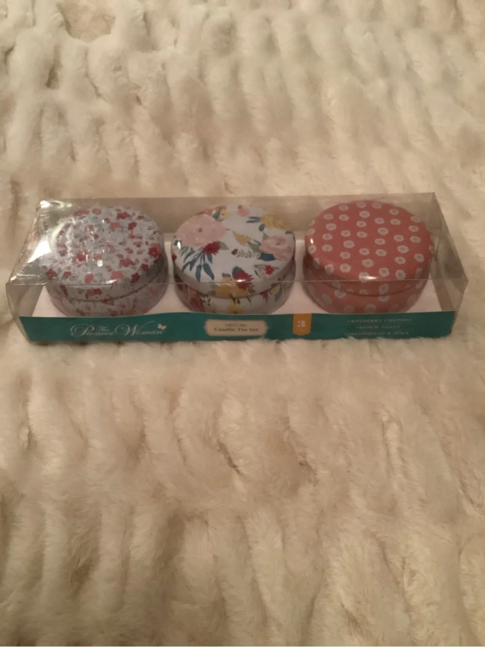 Pioneer Woman 3-Piece Baked Goods Collection Tin Candles Set